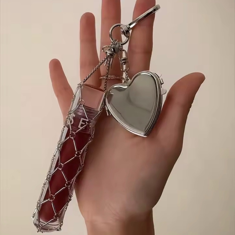 Zara Silver Heart Mirror & Lipstick Charm Keychain - Picture 4 of 4